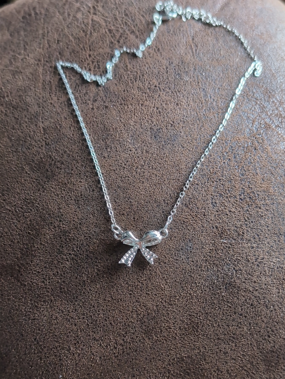 5/10🍀 Silver Bow Pendant Necklace